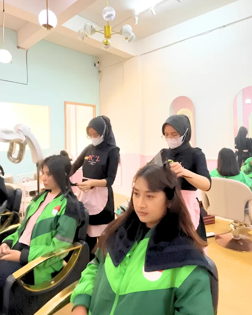 RC’L Aesthetic Beri Layanan Nyalon Gratis untuk Driver Perempuan: Apresiasi Perempuan Tangguh di Jalanan